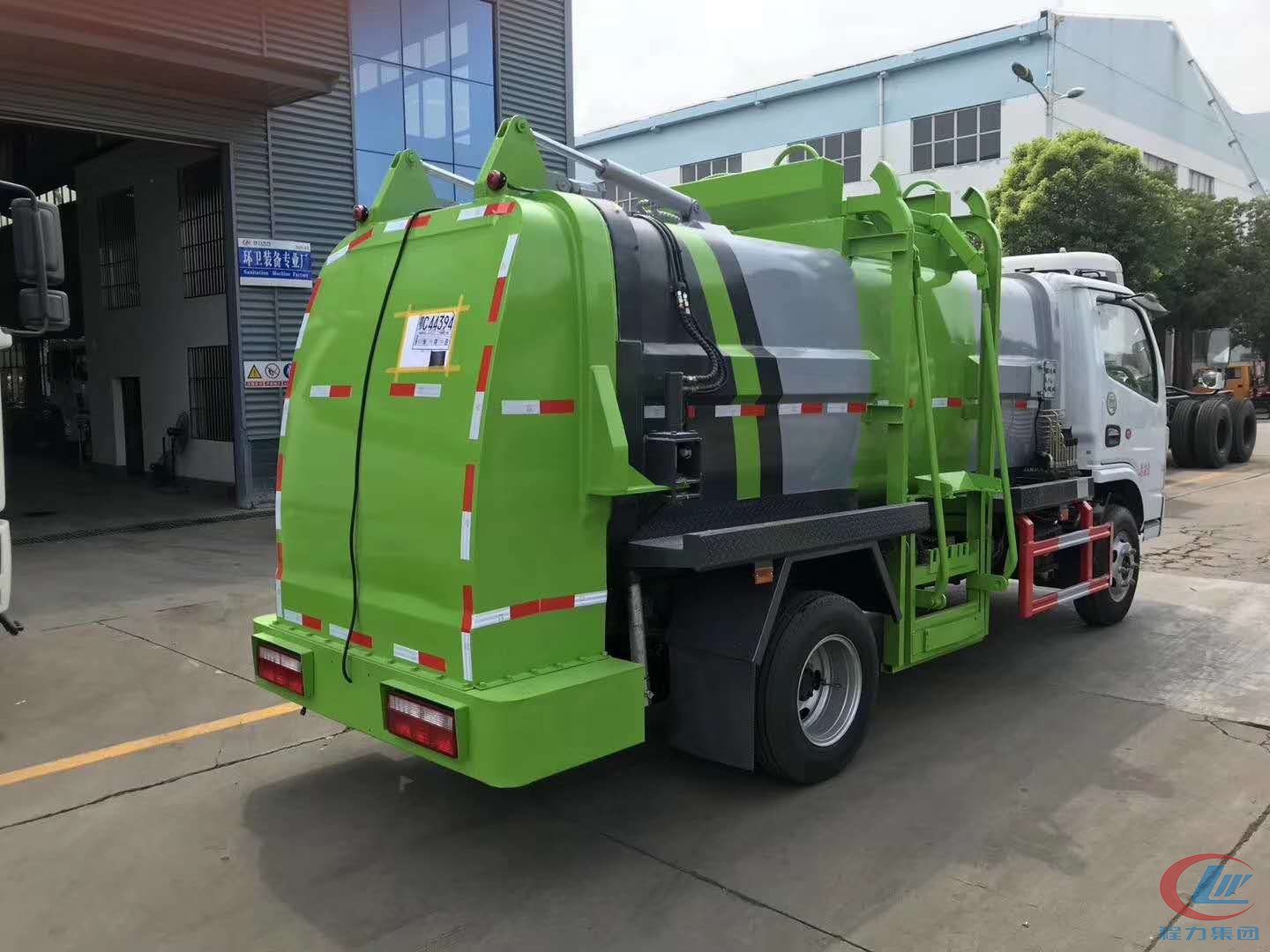國六東風福瑞卡餐廚垃圾車