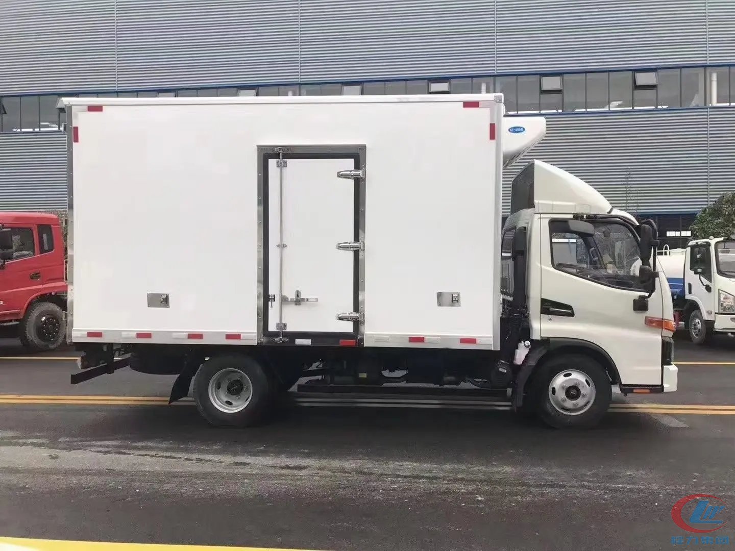 國(guó)六江淮駿鈴V5冷藏車