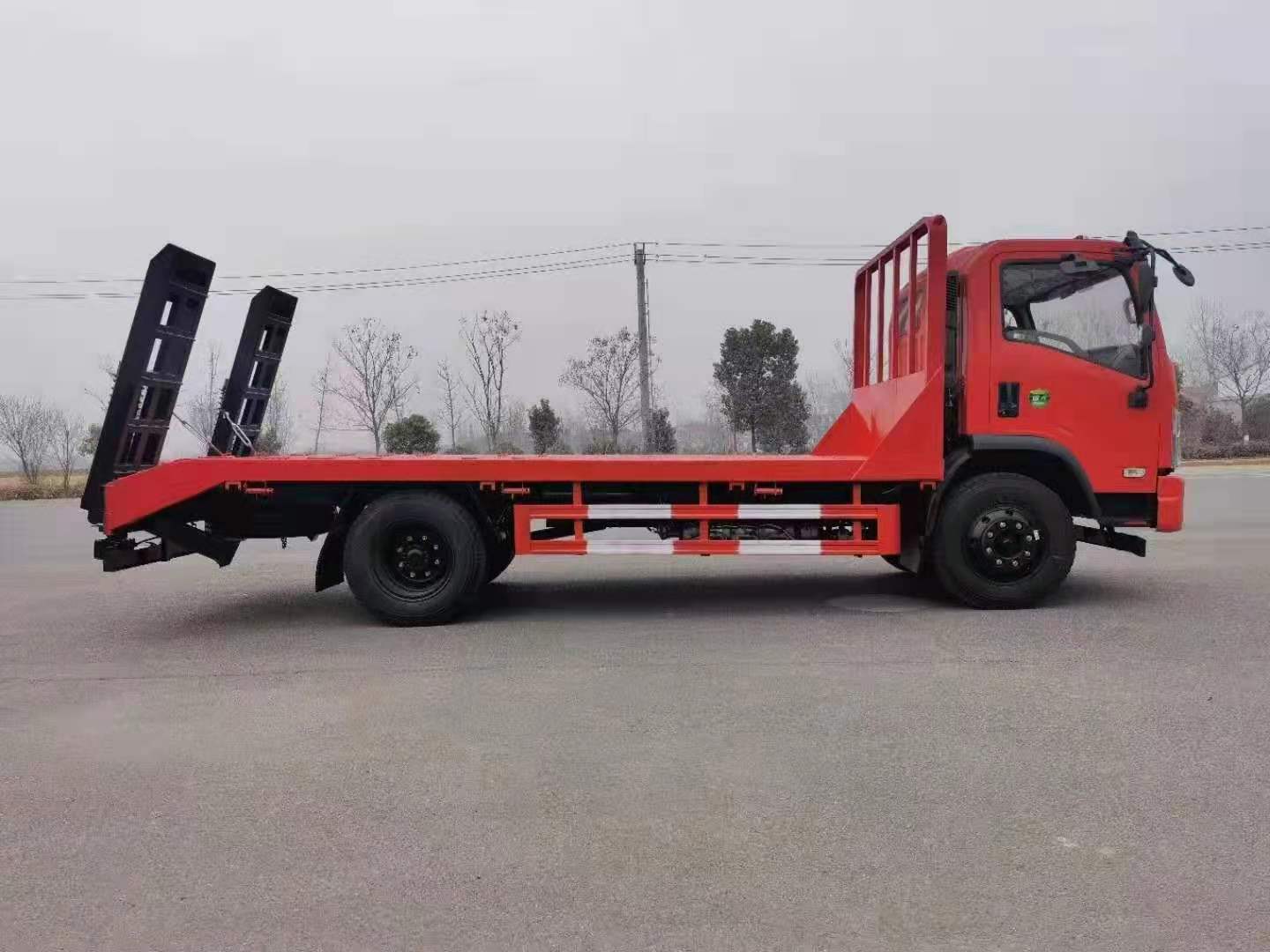 國六東風(fēng)福瑞卡平板運(yùn)輸車圖片