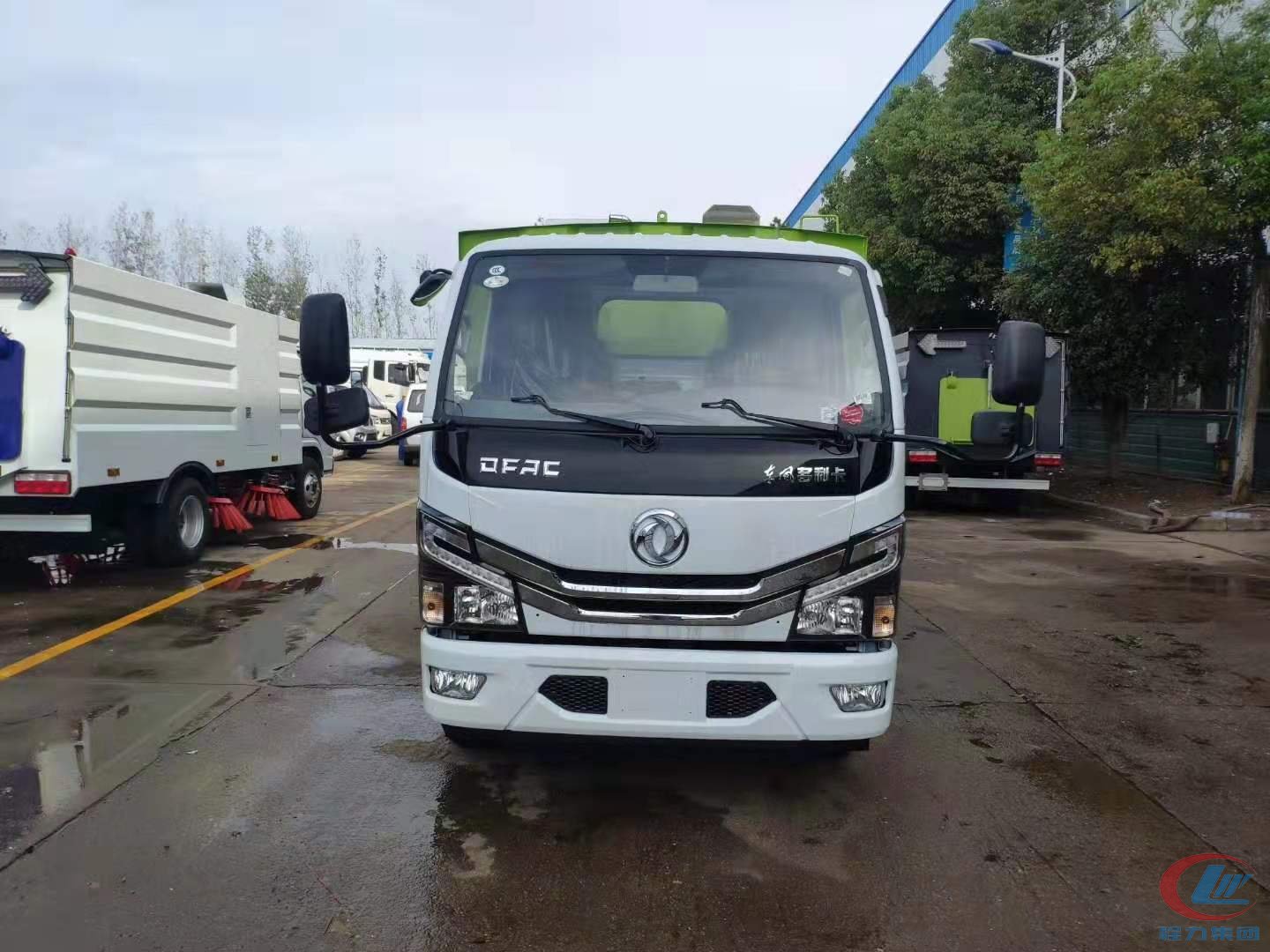 小多利卡掃路車(chē)